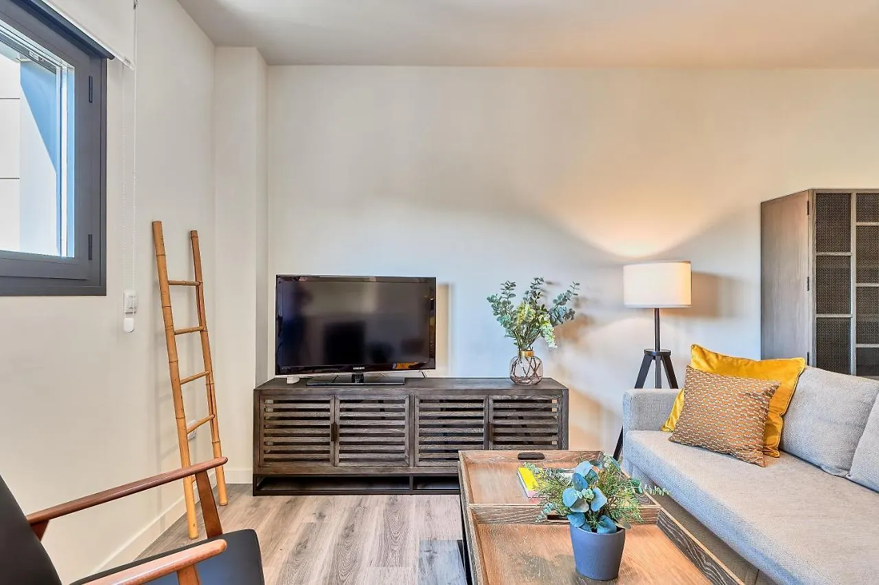 Apartamento AB Vialia Estación , Parking&Pool Málaga