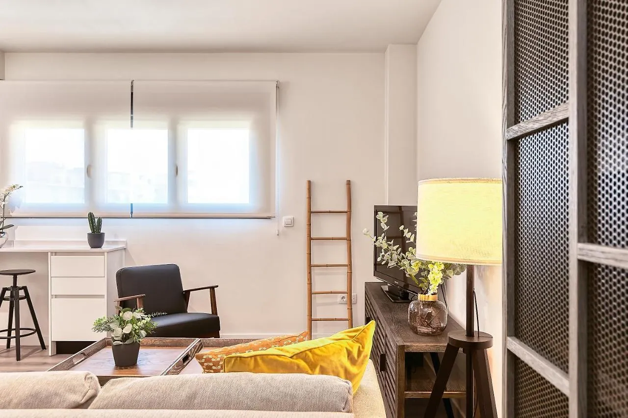Apartamento AB Vialia Estación , Parking&Pool Málaga España