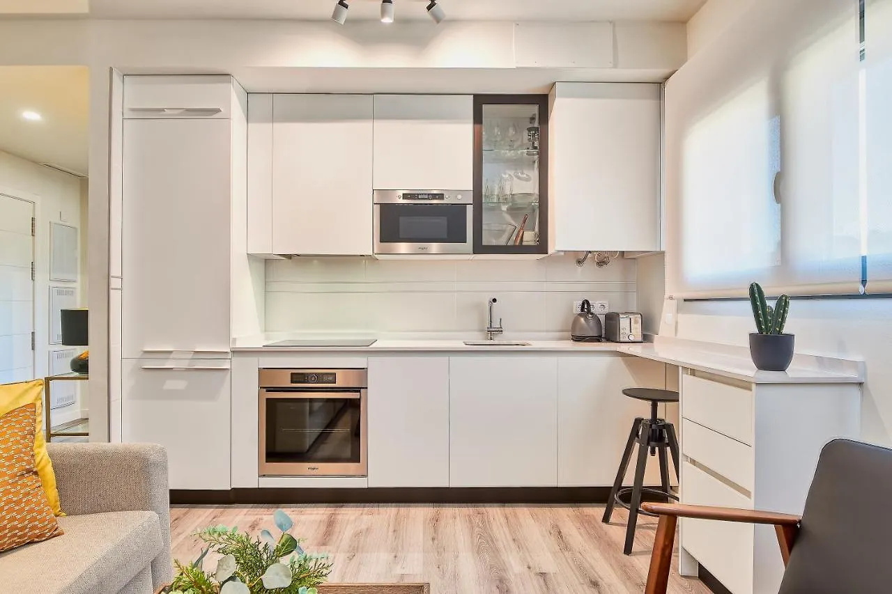 Apartamento AB Vialia Estación , Parking&Pool Málaga 0*,  España