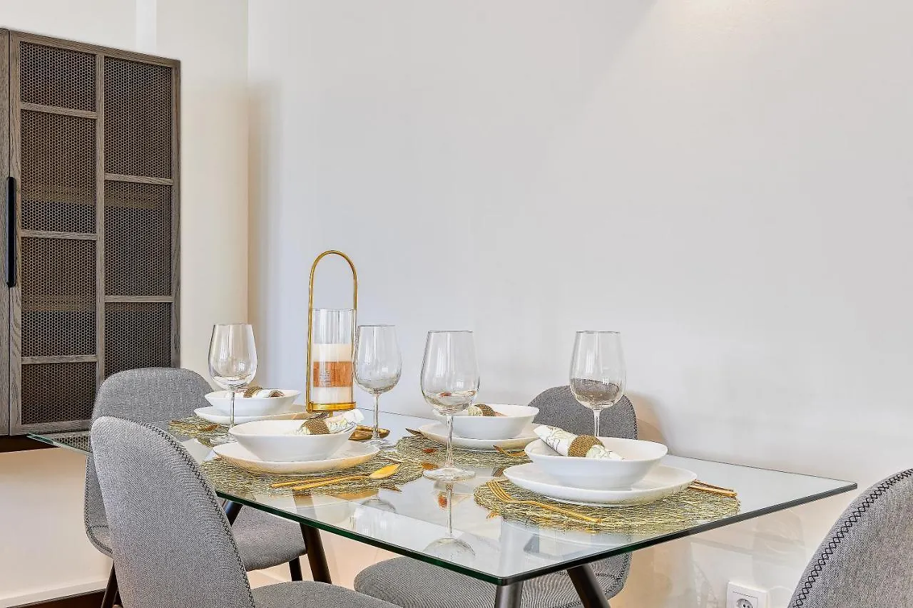 Apartamento AB Vialia Estación , Parking&Pool Málaga
