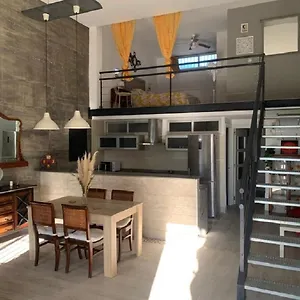 Piscina En Precioso Loft Rural A Un Paso Del Centro Apartamento Málaga